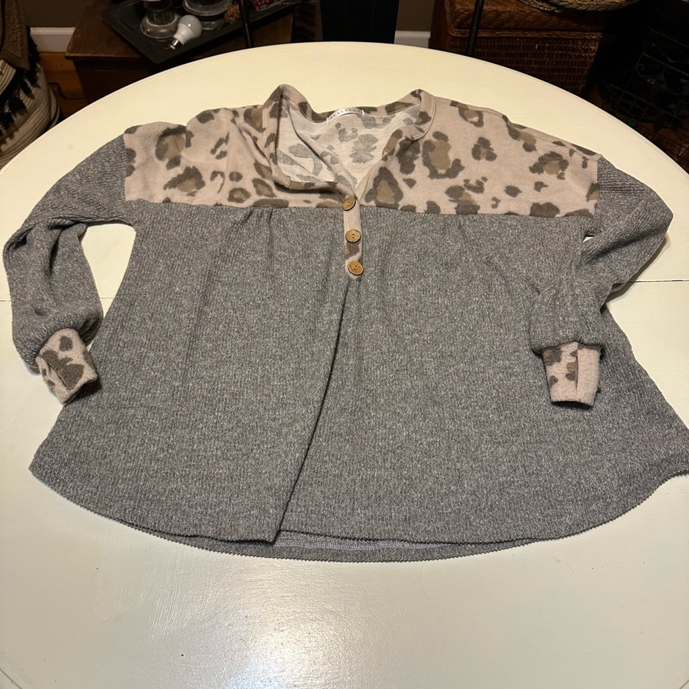 Blakely boutique Top, S/M long sleeve, waffle/fleece mix, casual